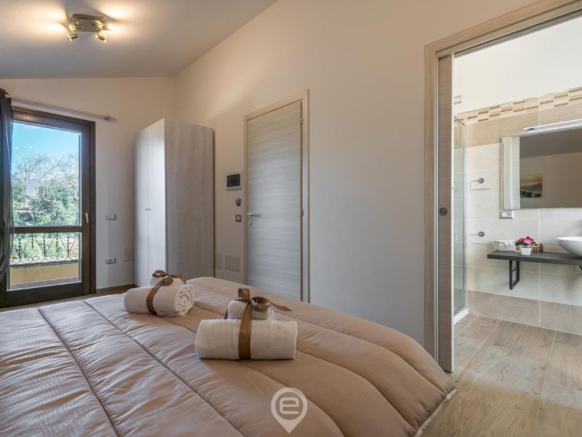 Villa Monica - Suites Iglesias Exterior photo